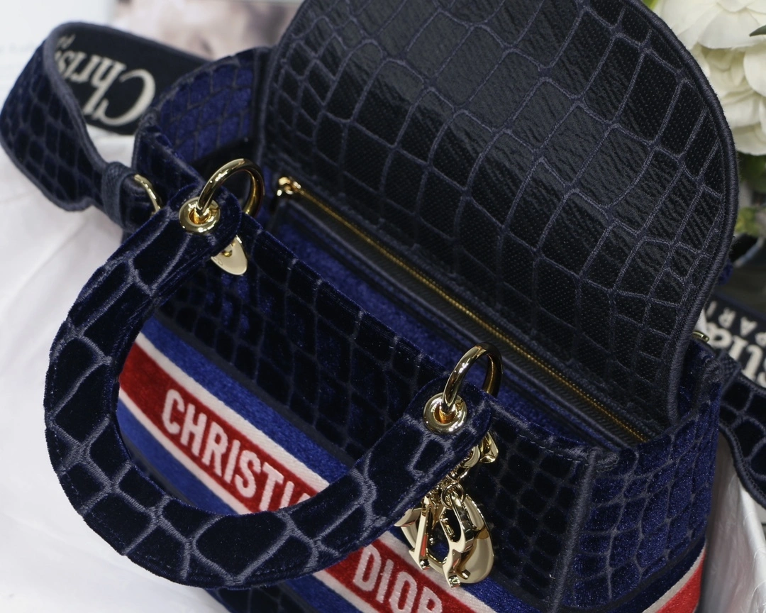 Custombag-- M0565OTGU-M928 high quality version item：C-B063E2330R