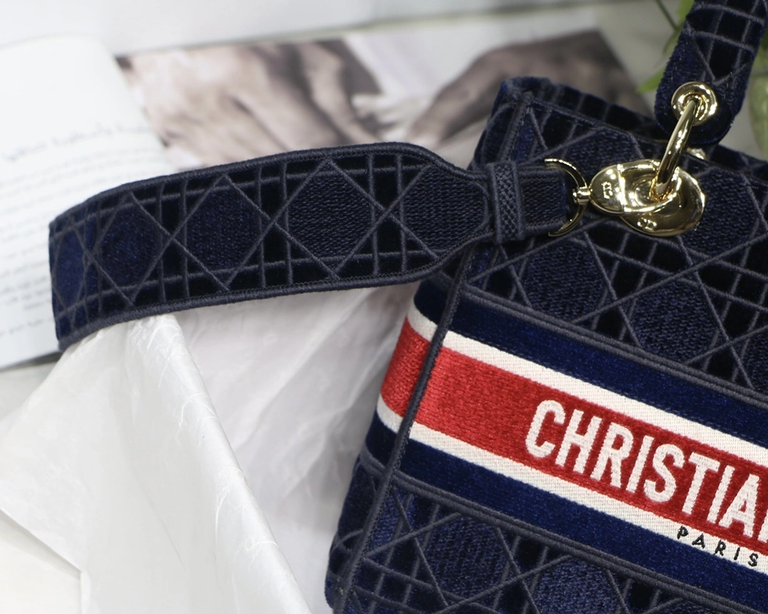 Custombag-- M0565OTHJ-M928 high quality version item：C-B063E2331R