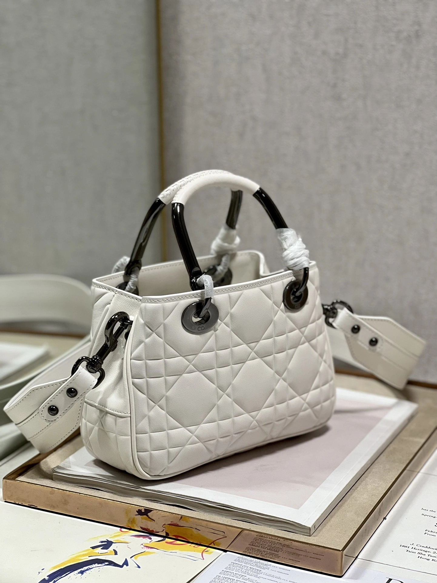 Custombag-- M0697OVJX- high quality version item：C-B063E1721Y