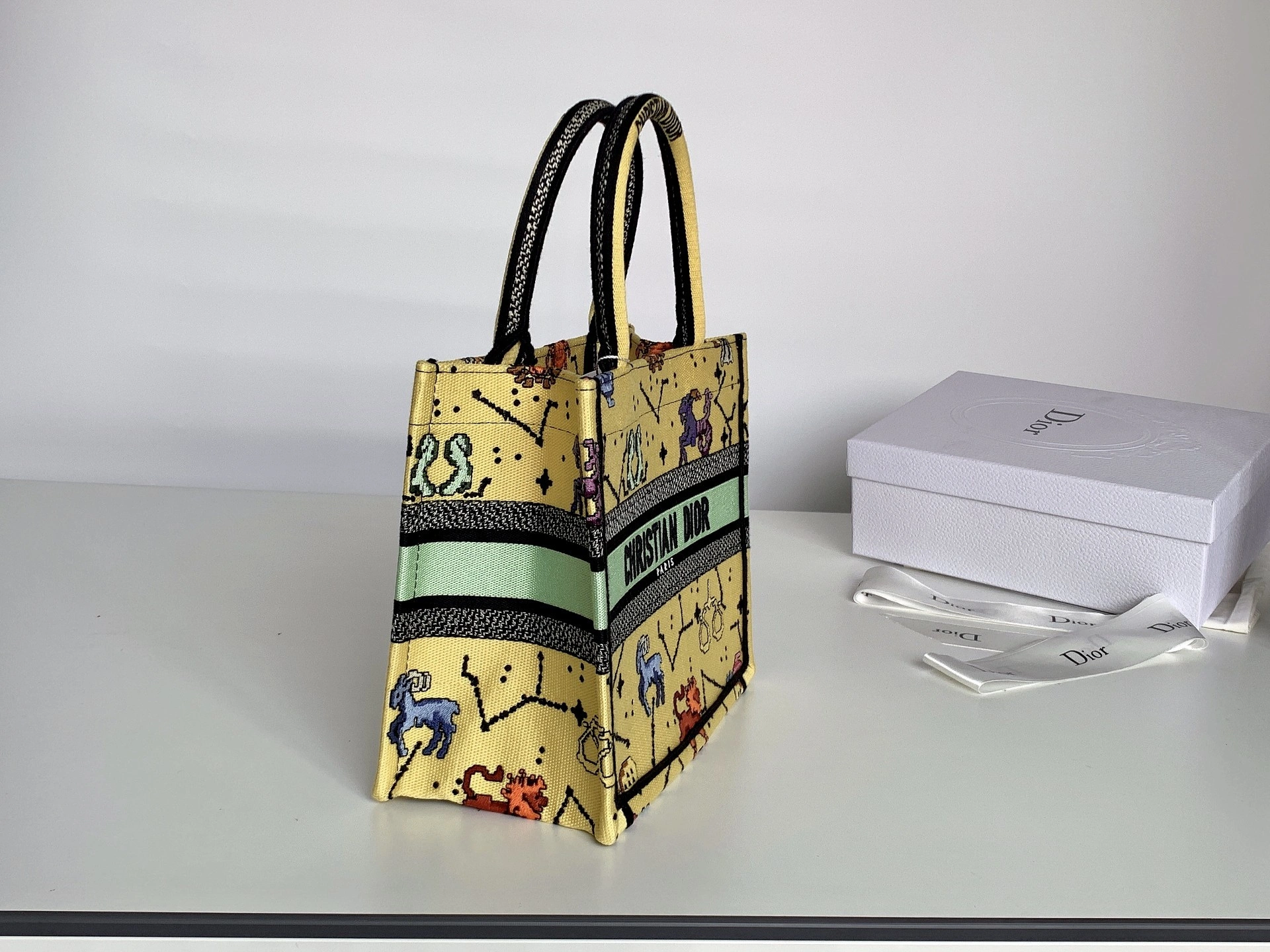 Custombag-- M1265ZRTY-M930 high quality version item：C-B803D2001