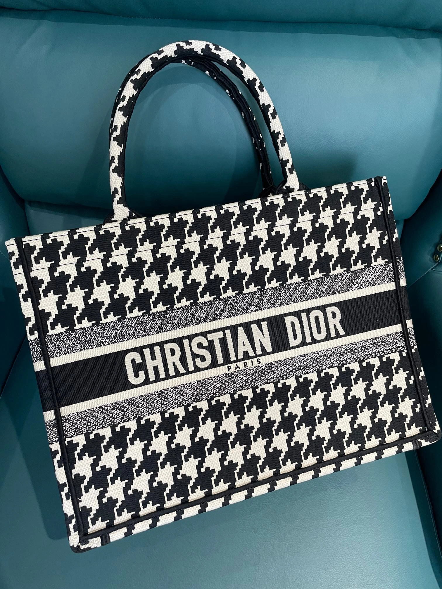 Custombag-- M1265ZTQT-M911 high quality version item：C-B803D2317