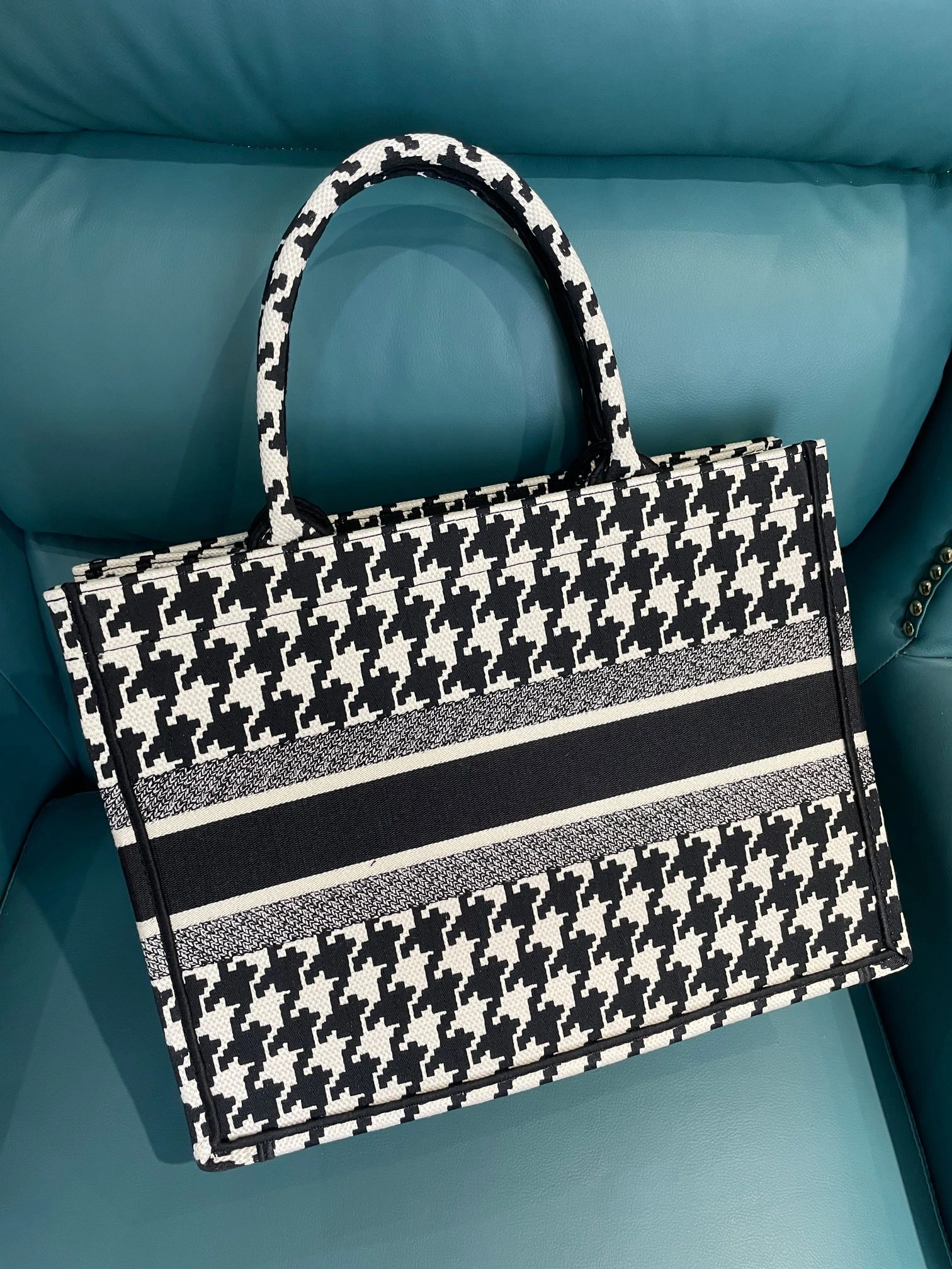 Custombag-- M1265ZTQT-M911 high quality version item：C-B803D2317