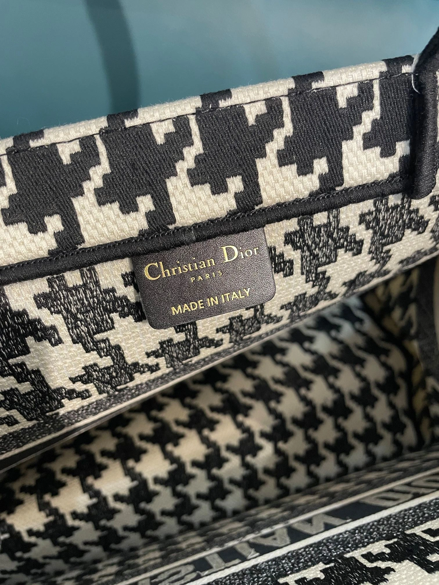 Custombag-- M1265ZTQT-M911 high quality version item：C-B803D2317
