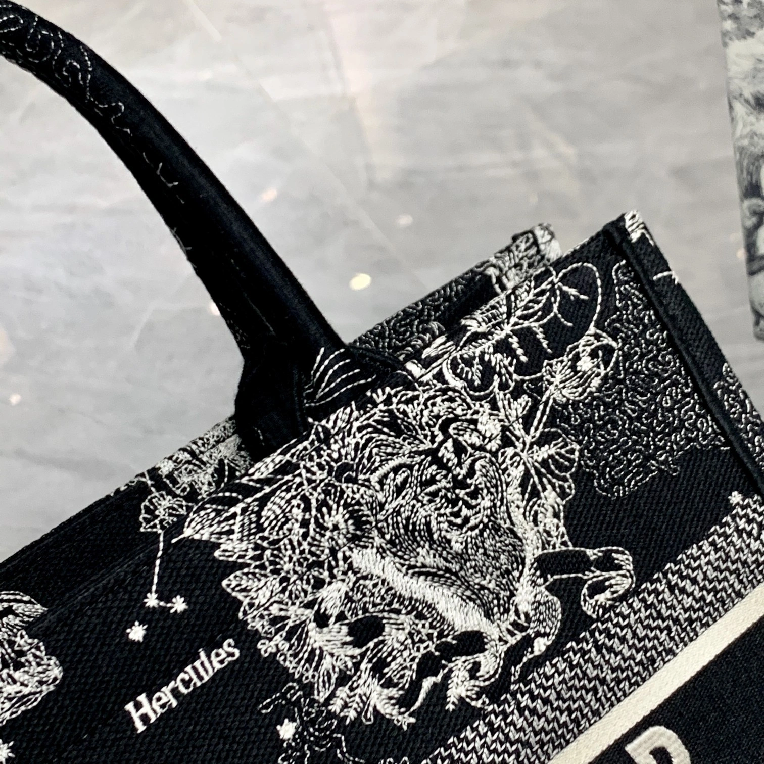 Custombag-- M1286ZRHZ-M911 high quality version item：C-B803D2311