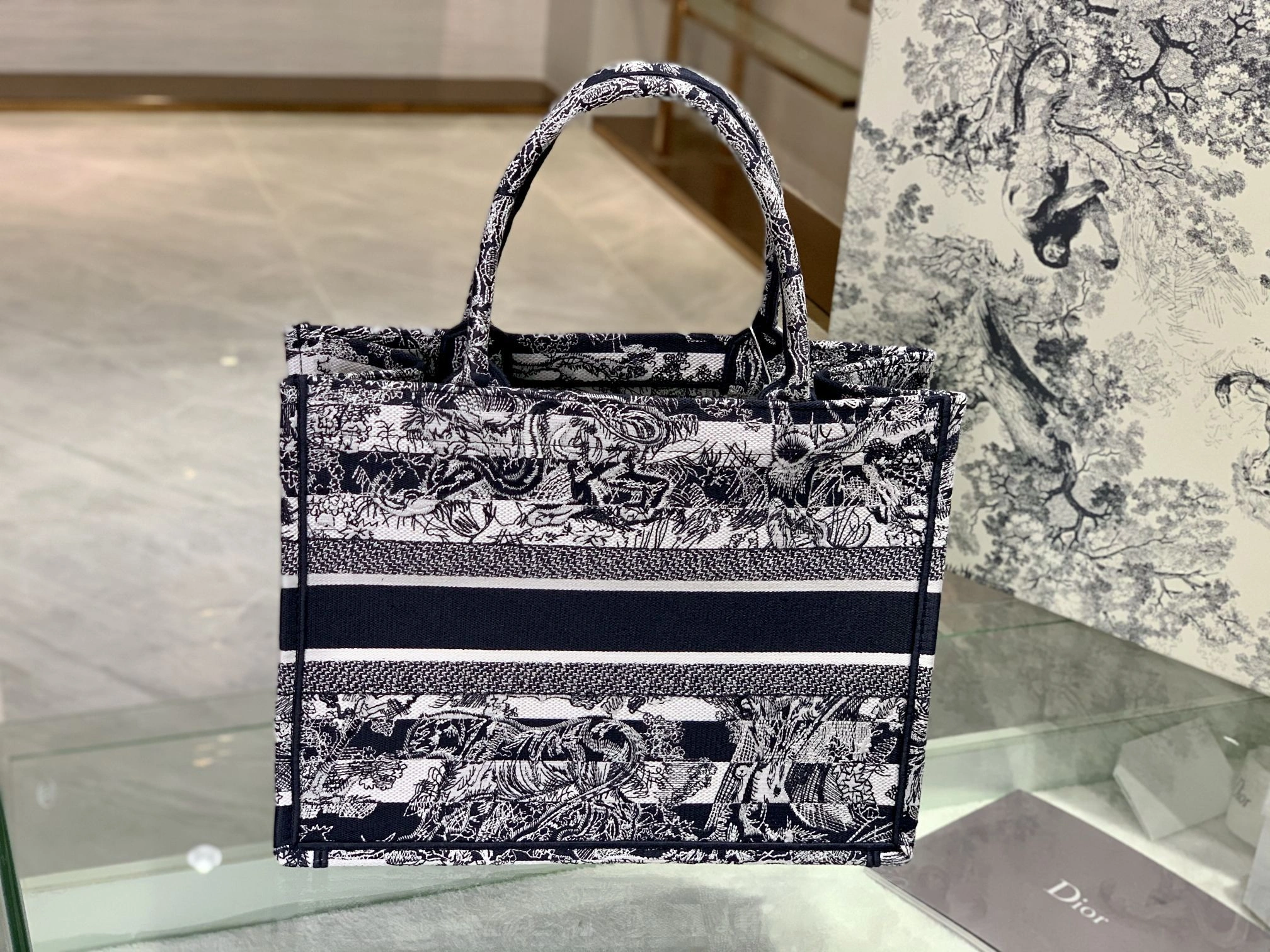Custombag-- M1296ZRLP-M928 high quality version item：C-B806D2384