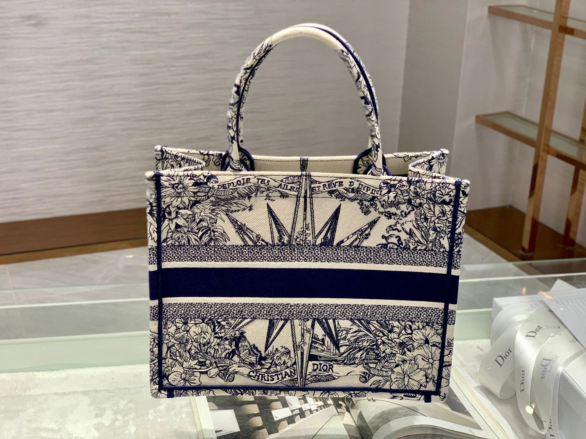 Custombag-- M1296ZRVX-M933 high quality version item：C-B803D2377