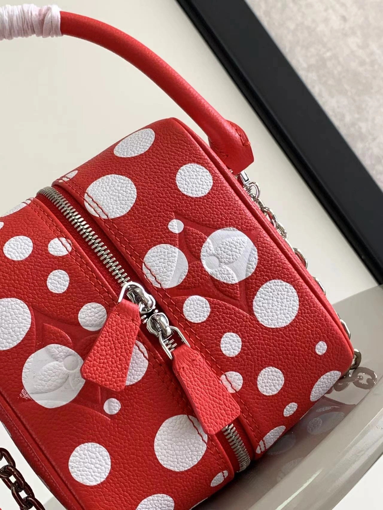 Custombag-- M21779 high quality version item：C-B000E1821R