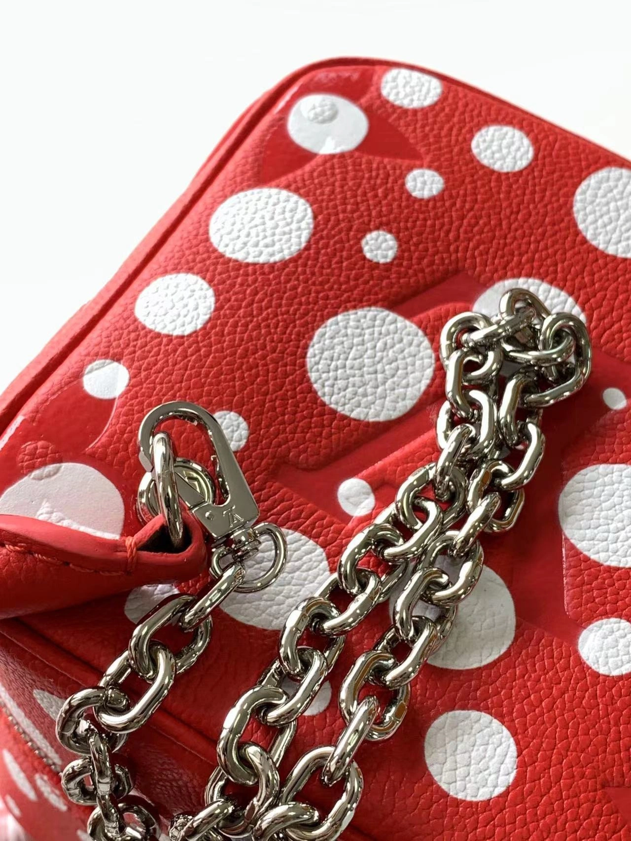 Custombag-- M21779 high quality version item：C-B000E1821R