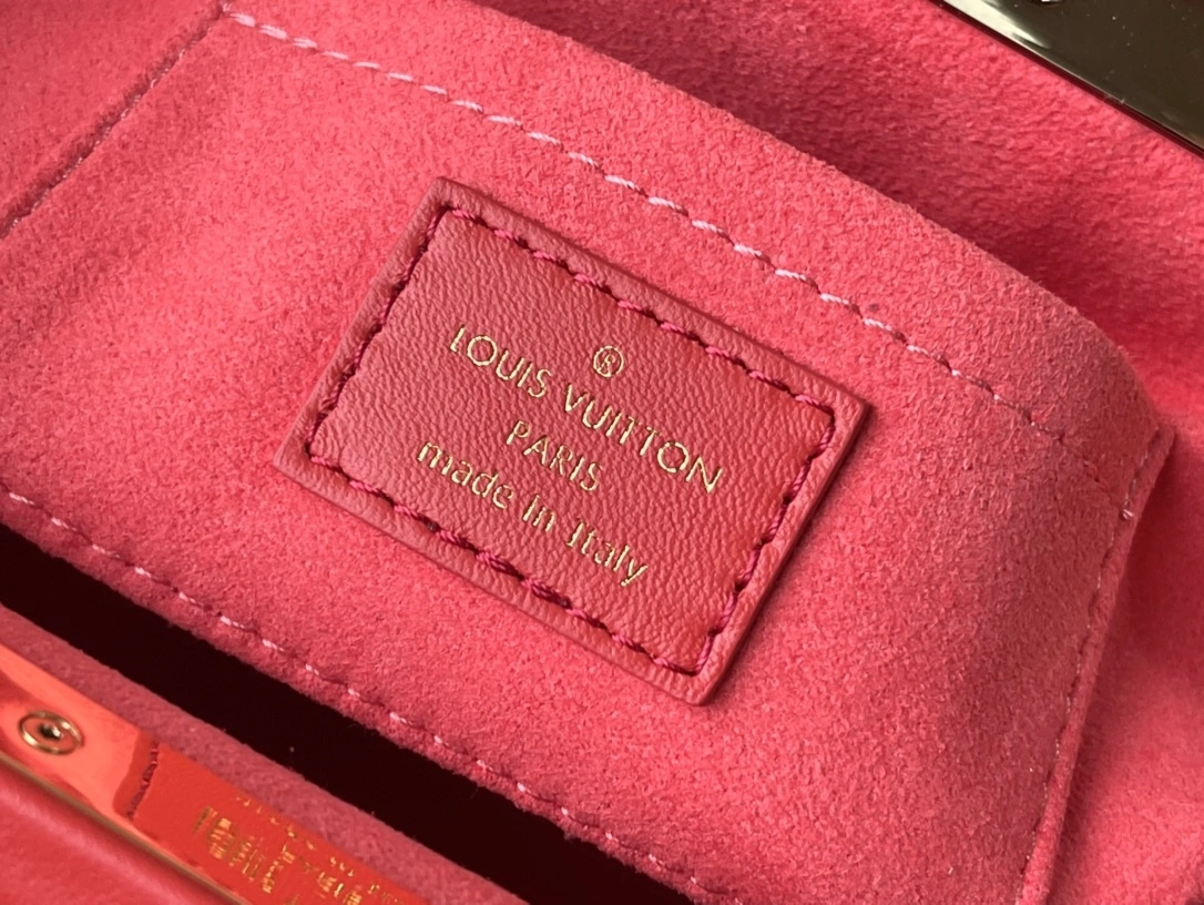 Custombag-- M22327 high quality version item：C-B000E1832R