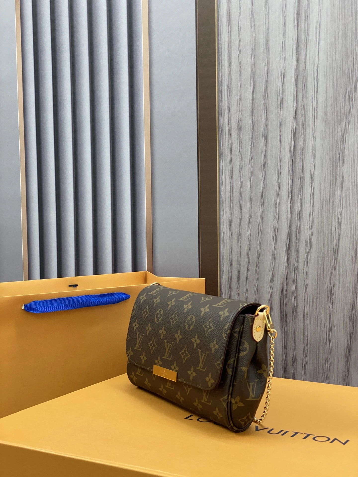 Custombag-- M40718 high quality version item：C-B808F18118R