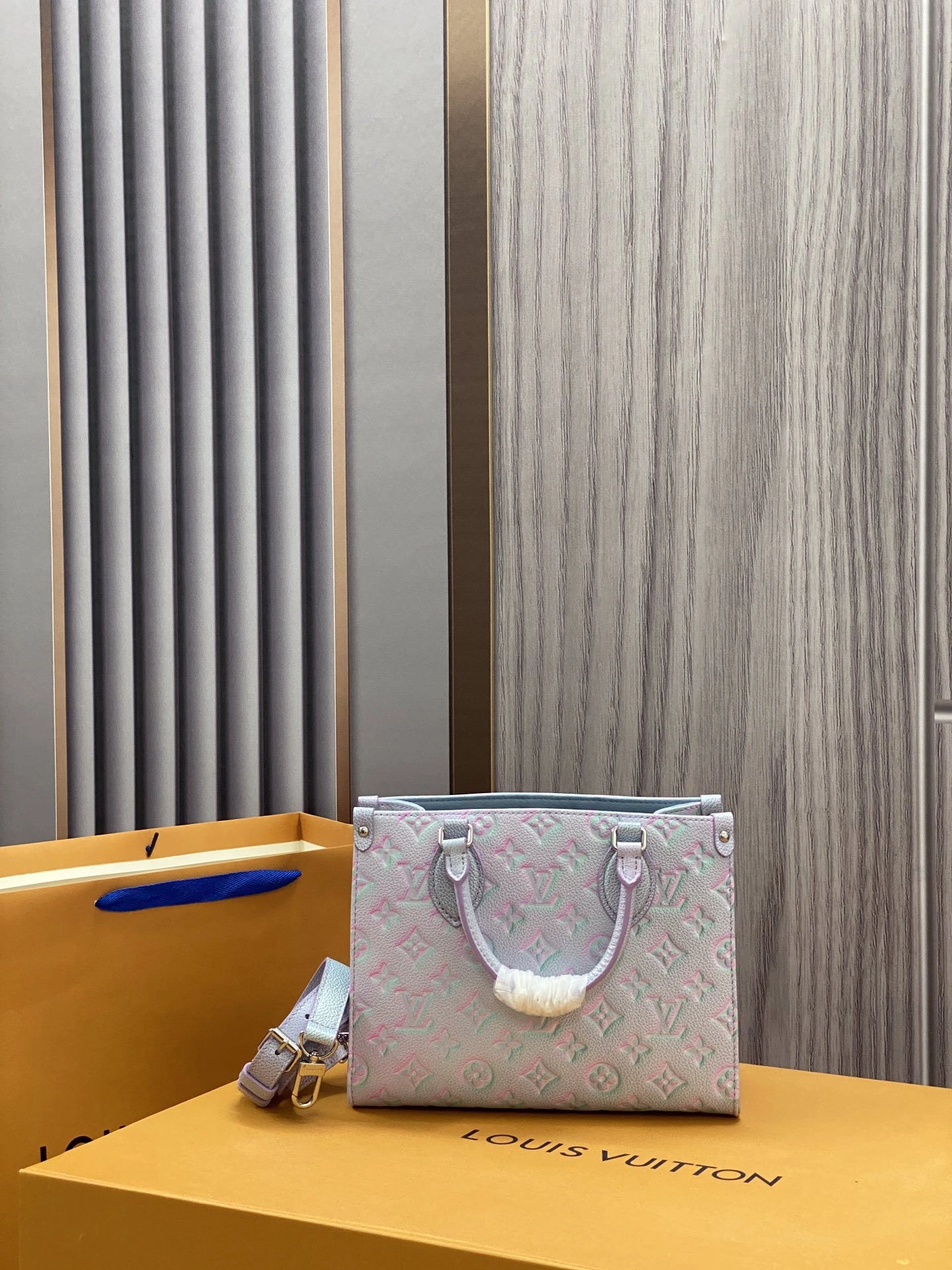 Custombag-- M46067 high quality version item：C-B808F2082R