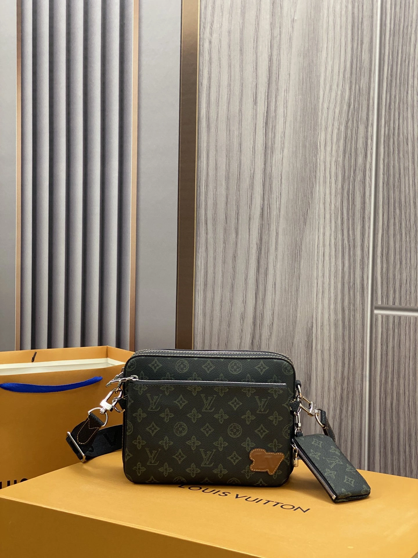 Custombag-- M46340 high quality version item：C-B808F1886R
