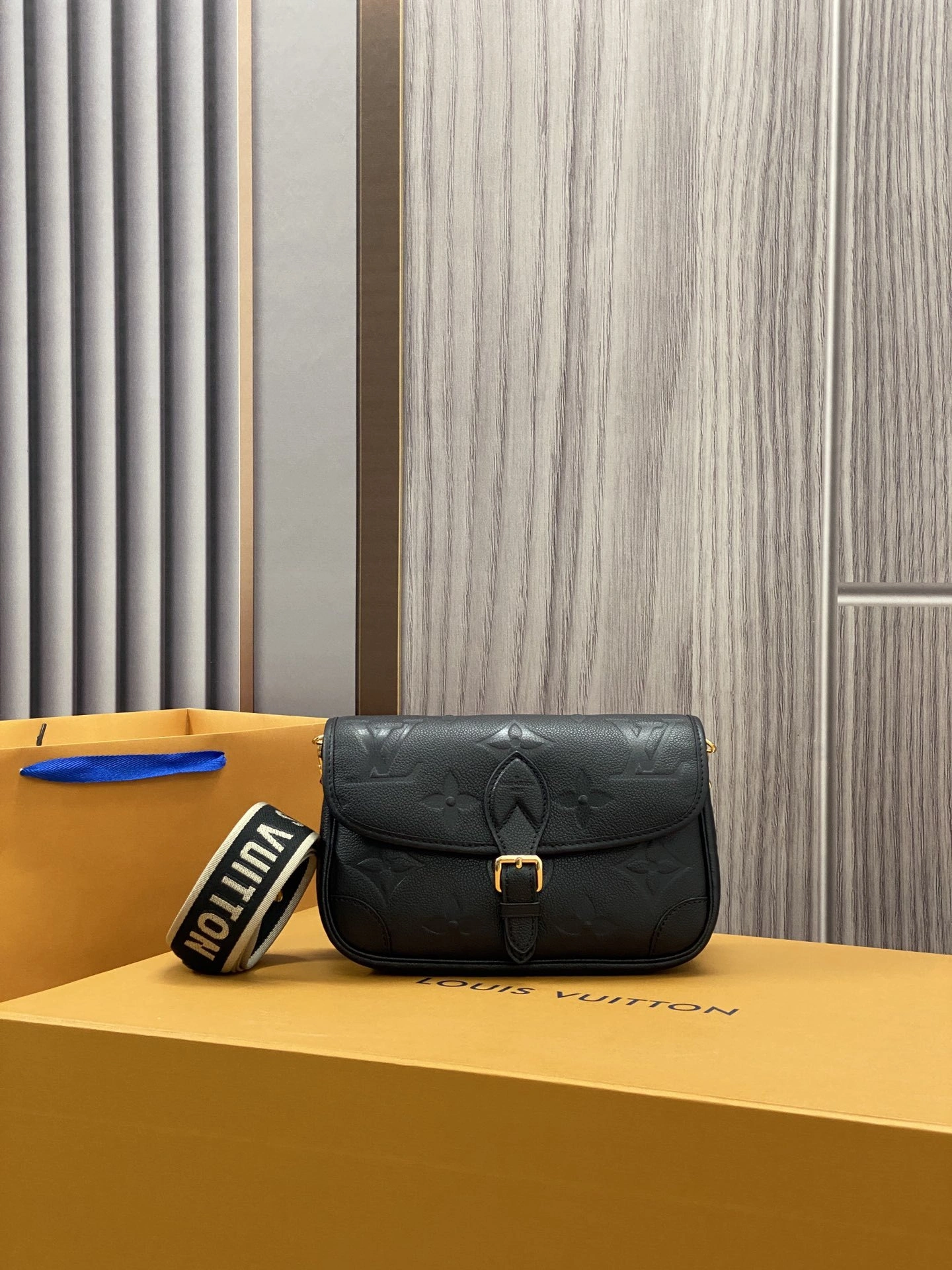 Custombag-- M46386 high quality version item：C-B808F18125R