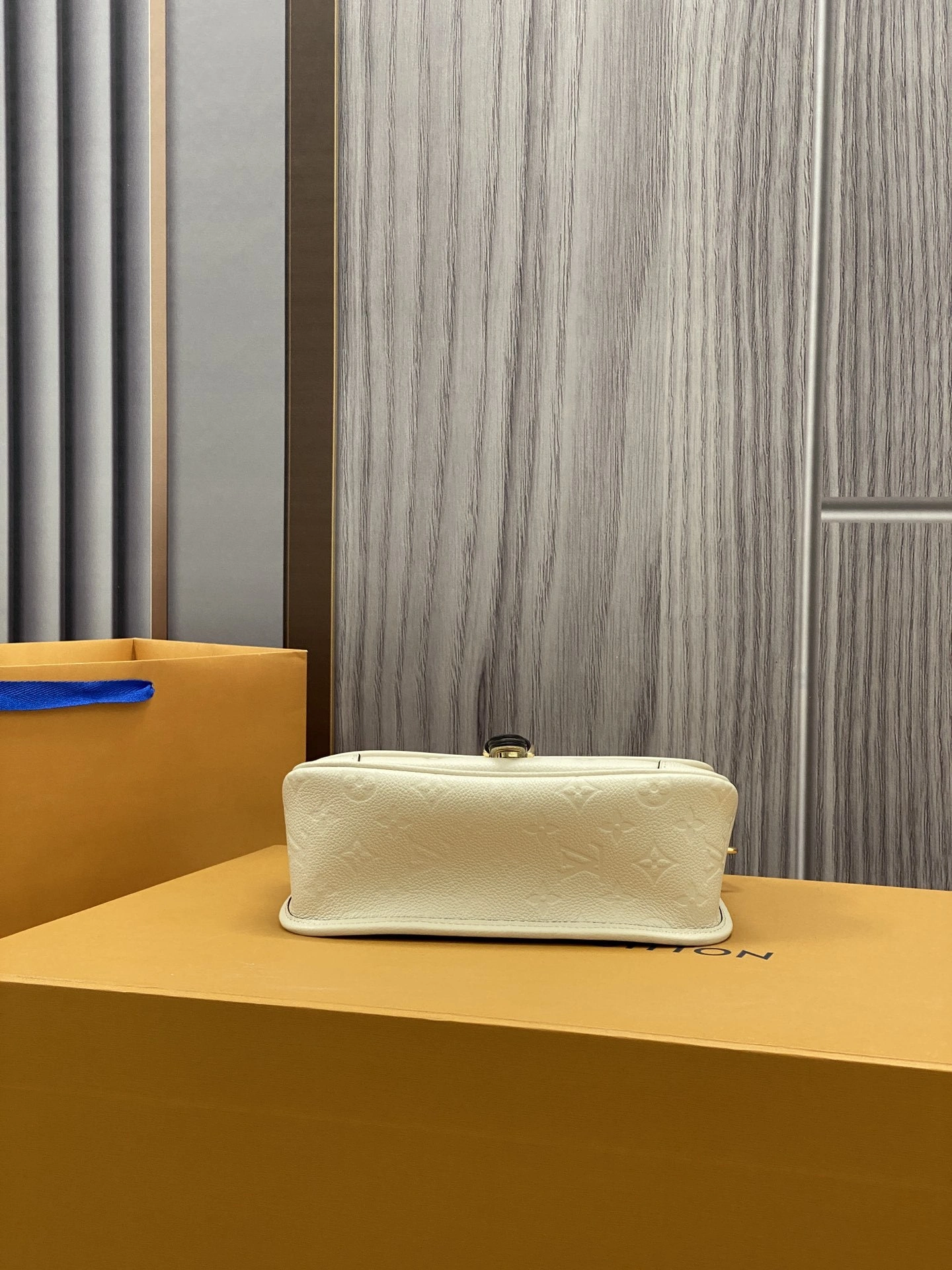 Custombag-- M46388 high quality version item：C-B808F18126R