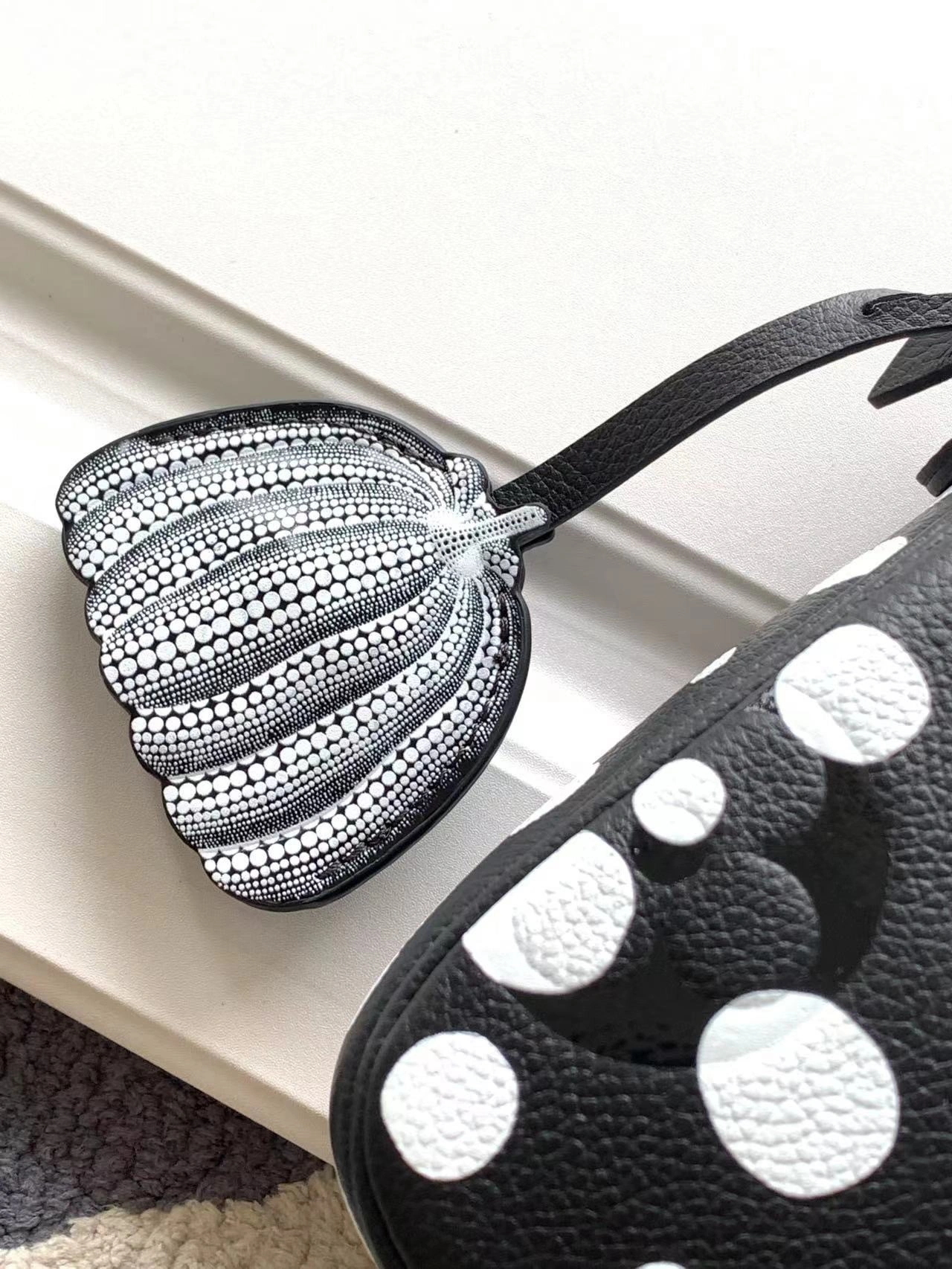 Custombag-- M46409 high quality version item：C-B000E1823R
