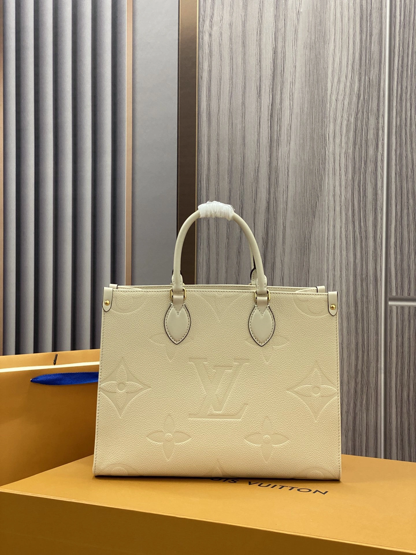 Custombag-- M46531 high quality version item：C-B808F18101R