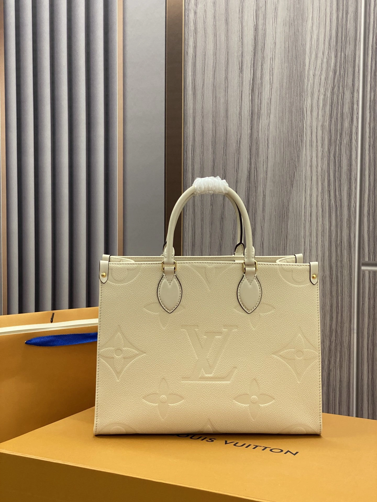 Custombag-- M46531 high quality version item：C-B808F18101R