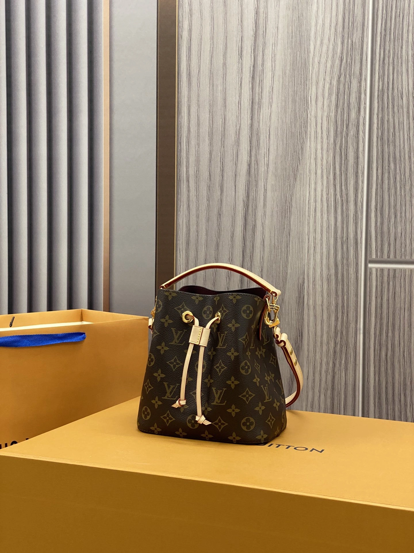 Custombag-- M46581 high quality version item：C-B808F18166R