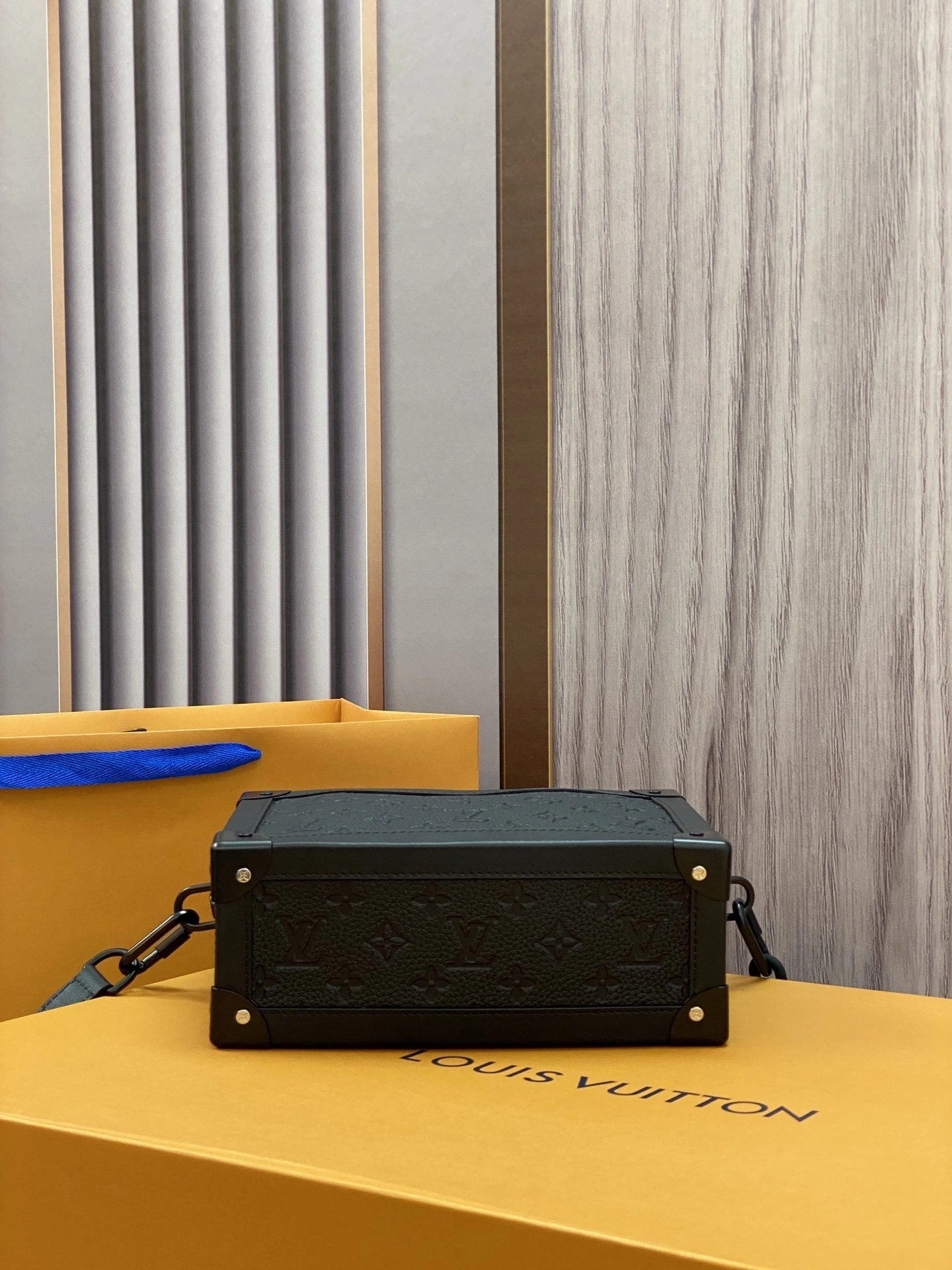 Custombag-- M55700 high quality version item：C-B808F18100R