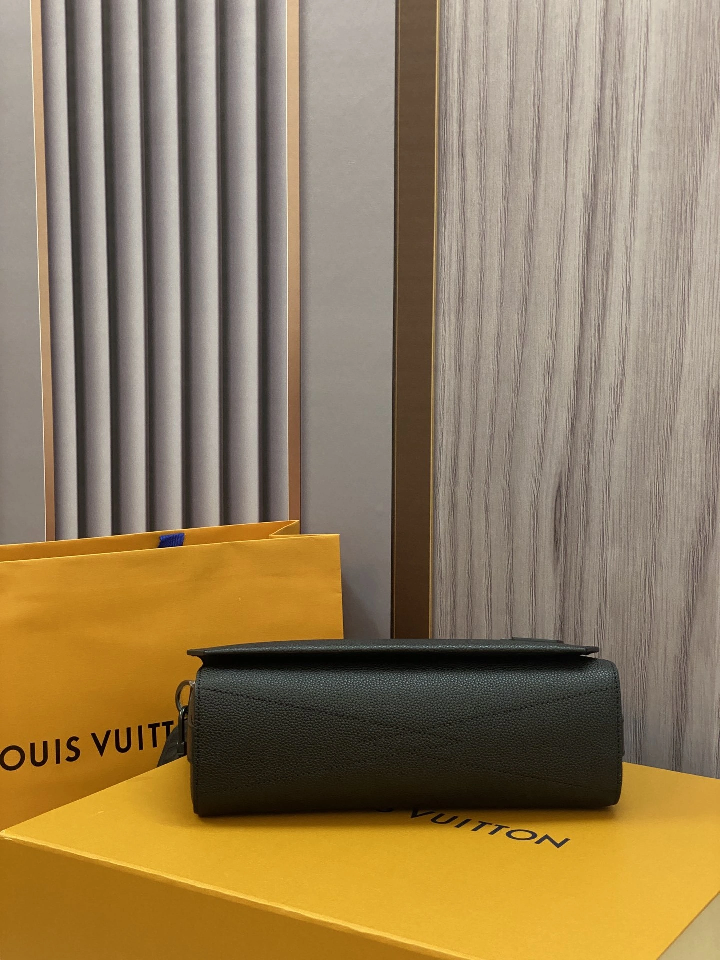 Custombag-- M57080 high quality version item：C-B808F18138R