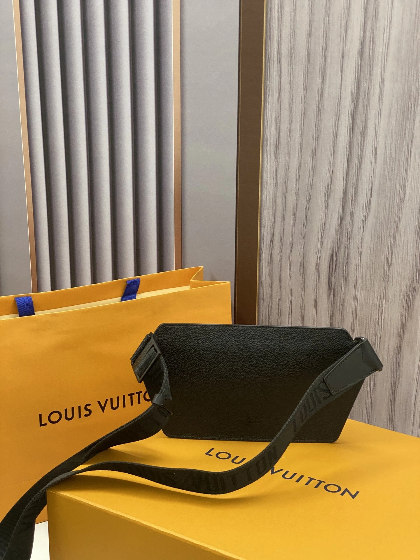 &Custombag-- M57081 high quality version item：C-B808F18111R