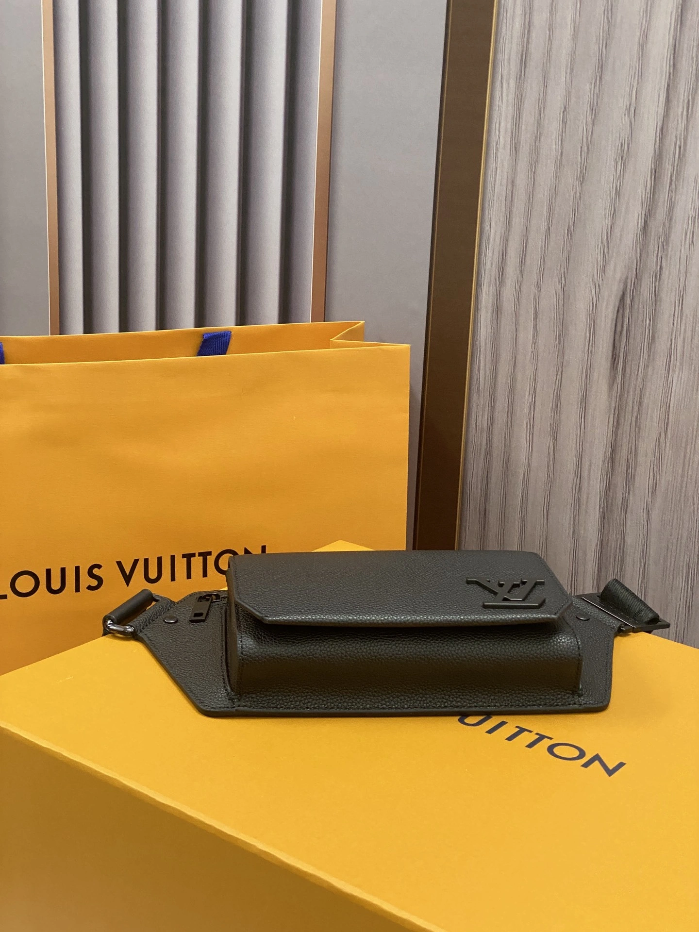 &Custombag-- M57081 high quality version item：C-B808F18111R