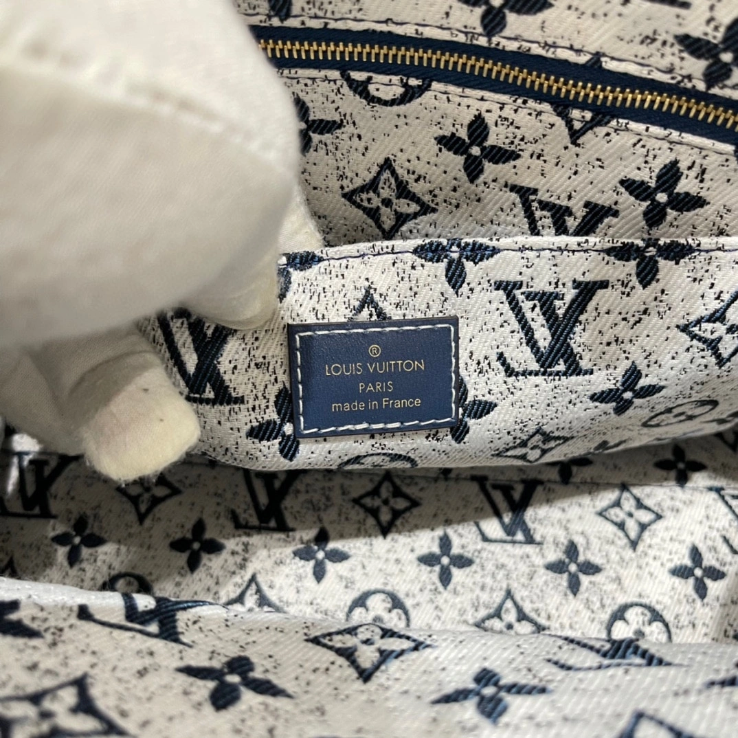 Custombag-- M59608 high quality version item：C-B007F1419R