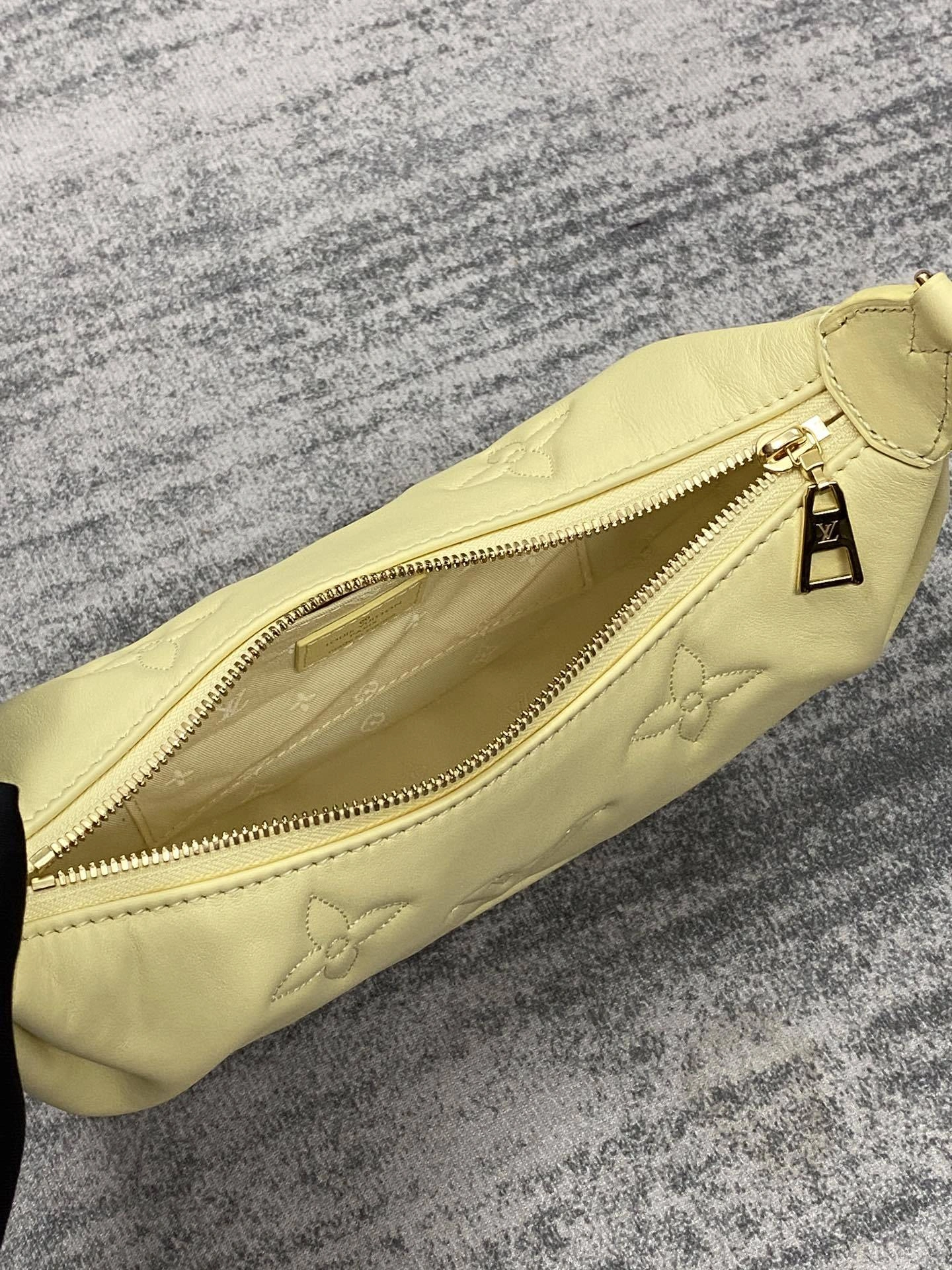 Custombag-- M59823 high quality version item：C-B808F18102R