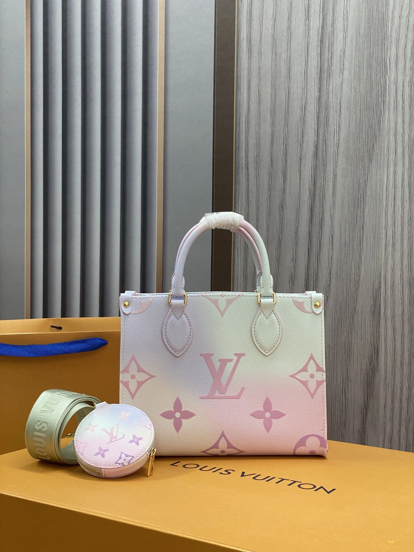 Custombag-- M59856 high quality version item：C-B808F18124R