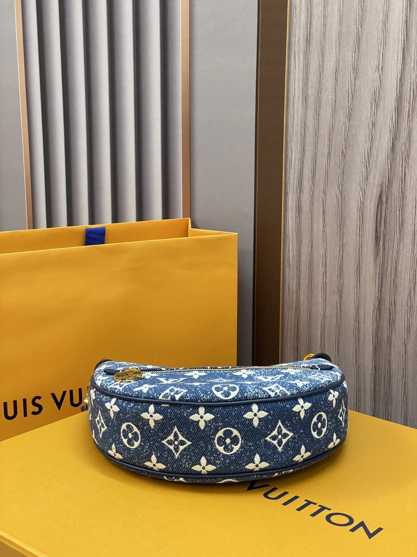 Custombag-- M81166 high quality version item：C-B808F18135R