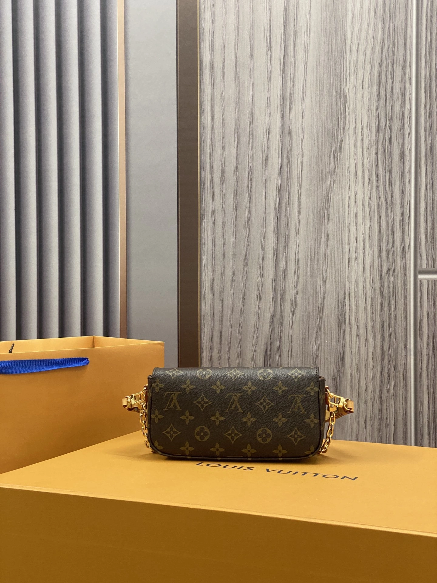 Custombag-- M81911 high quality version item：C-B808F18162R