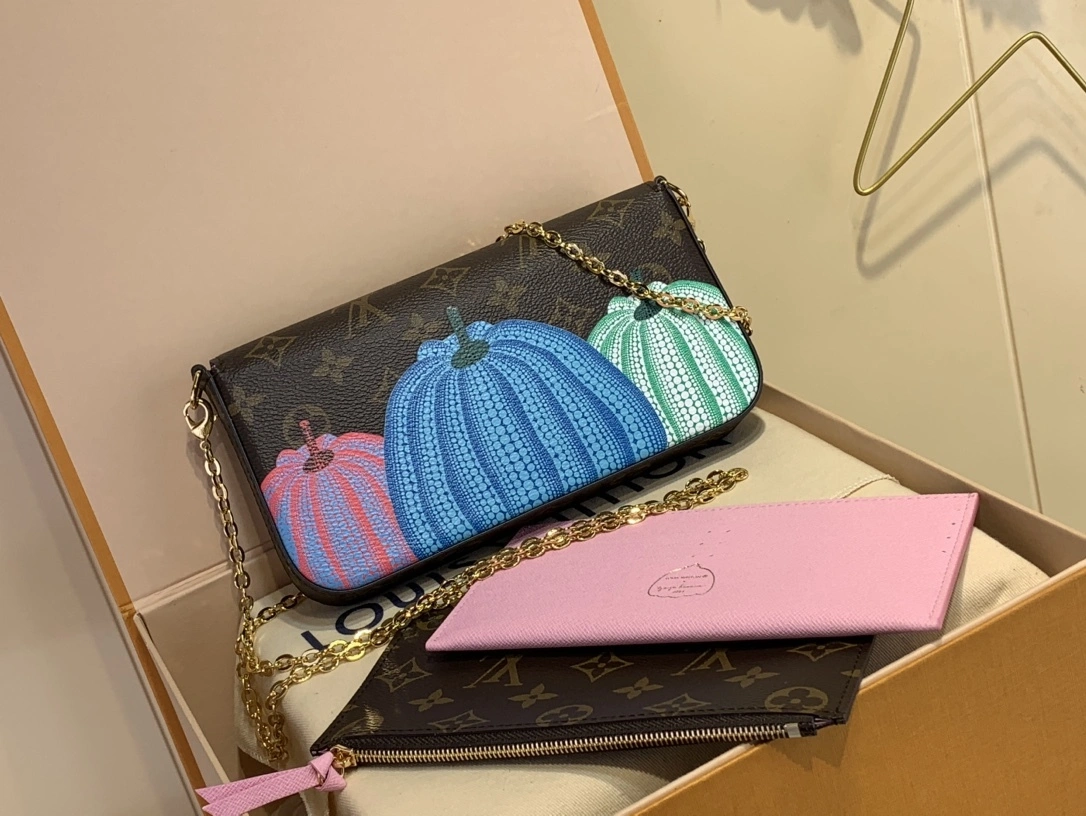 Custombag-- M82108 high quality version item：C-B000E1820R