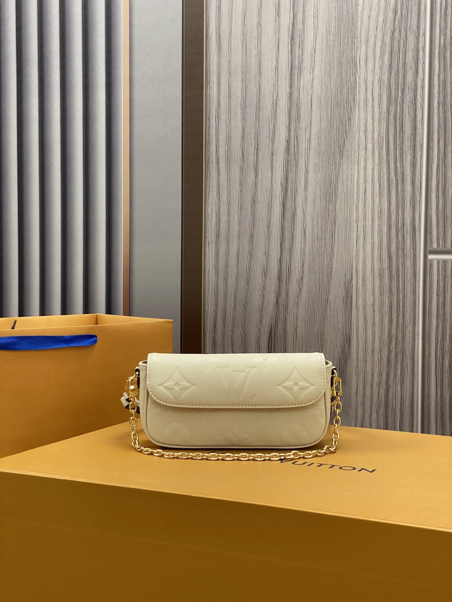 Custombag-- M82210 high quality version item：C-B808F18134R