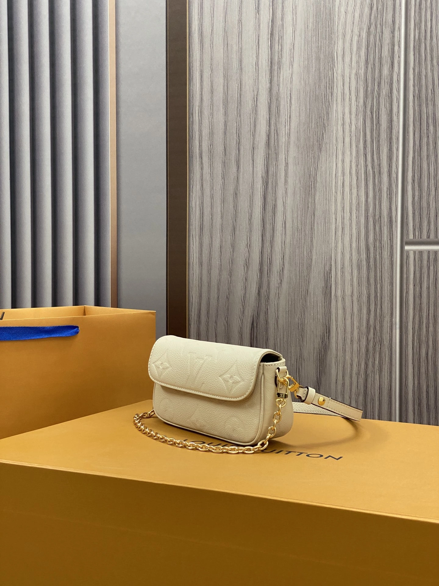 Custombag-- M82210 high quality version item：C-B808F18134R