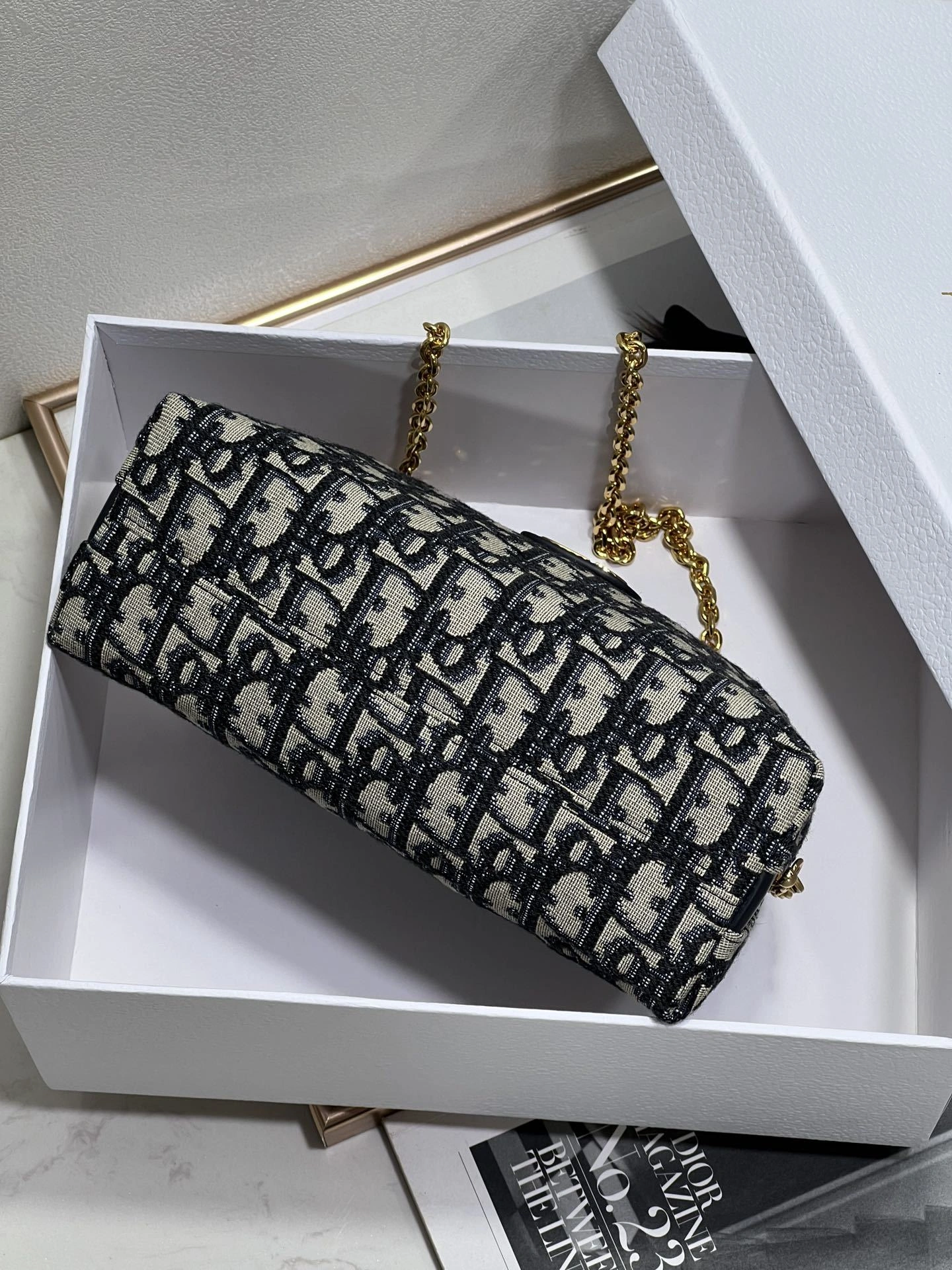 Custombag-- S2169UTZQ-M928 high quality version item：C-B063E2335R