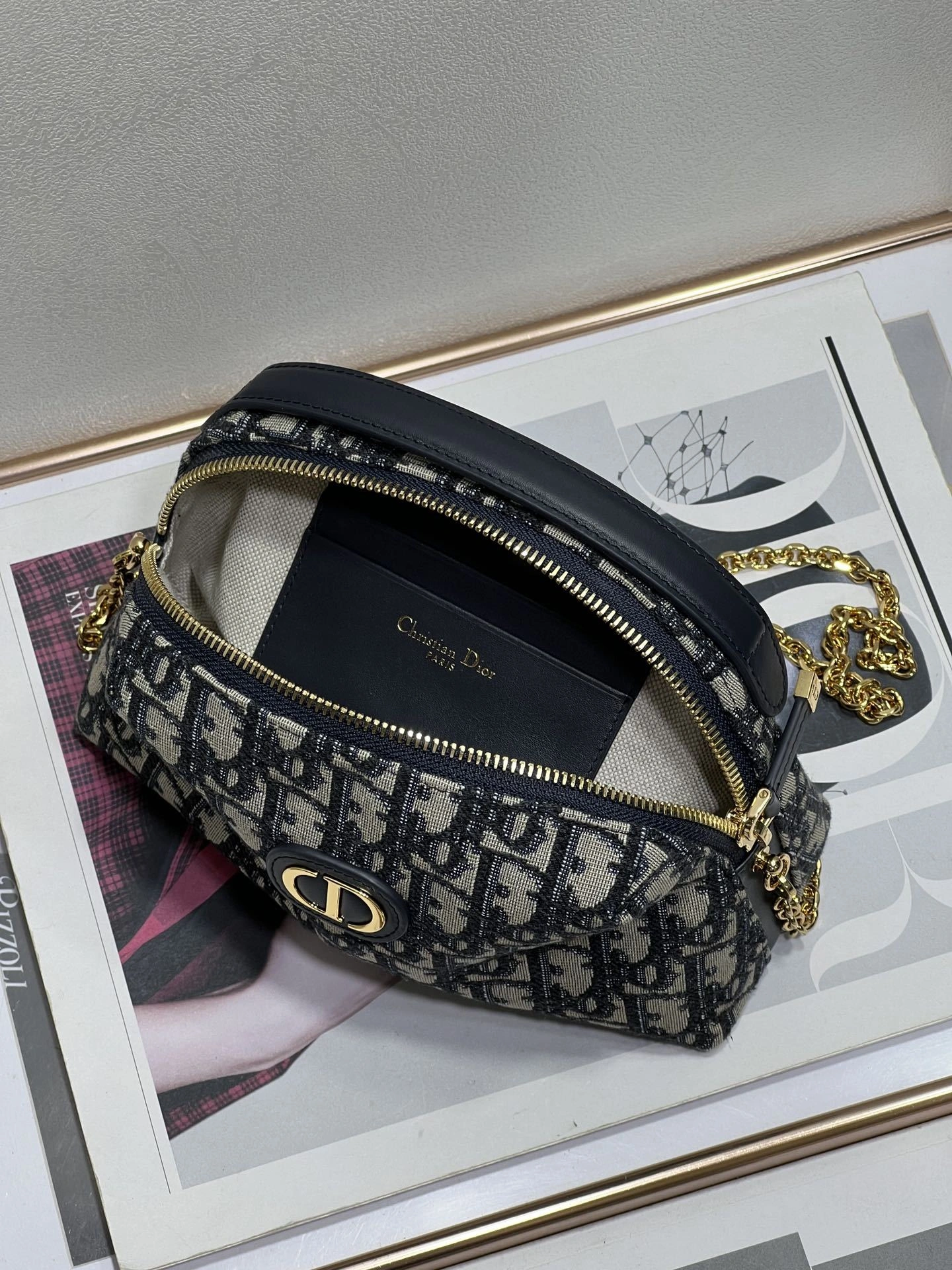 Custombag-- S2169UTZQ-M928 high quality version item：C-B063E2335R