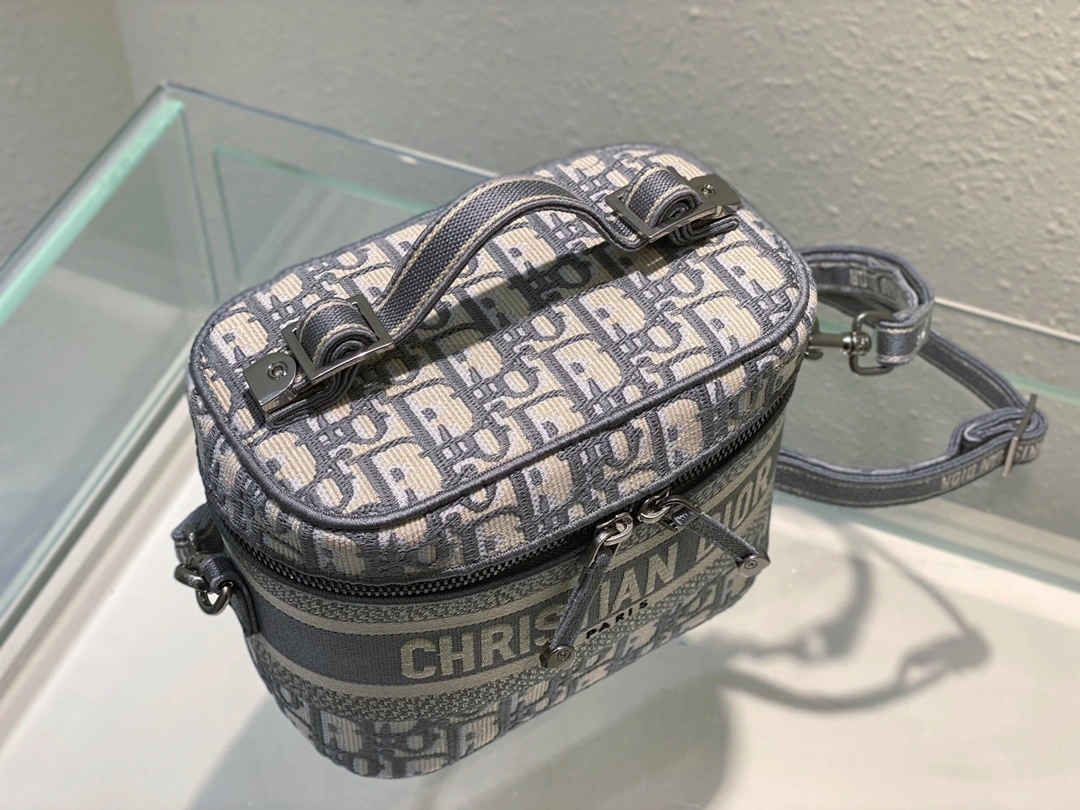 Custombag-- S5417VRIW-M932 high quality version item：C-B063E1707Y