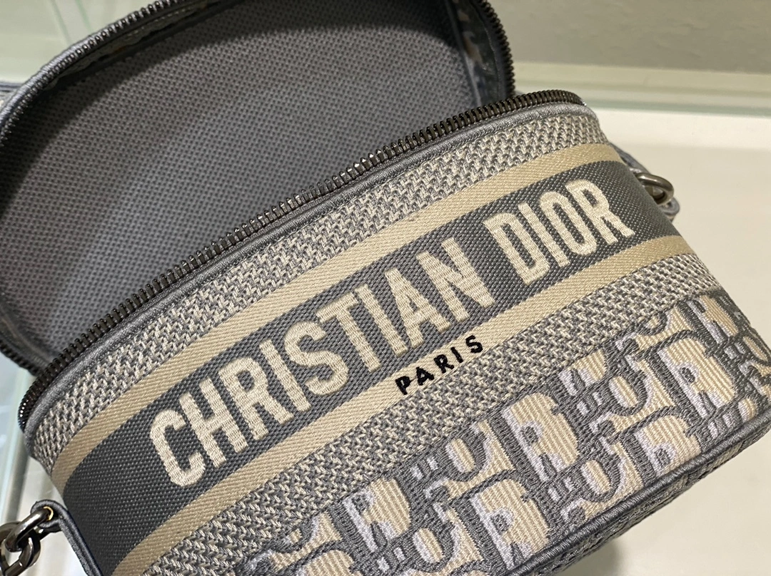 Custombag-- S5417VRIW-M932 high quality version item：C-B063E1707Y