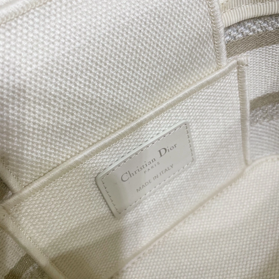 Custombag-- S5529VTQR-M01E high quality version item：C-B063E1718Y