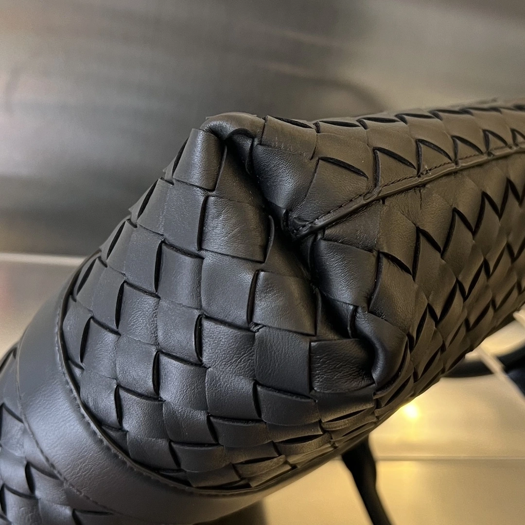 Custombag-- V595t1 651580V0E518803 counters quality Calfskin item:D-B134I0946