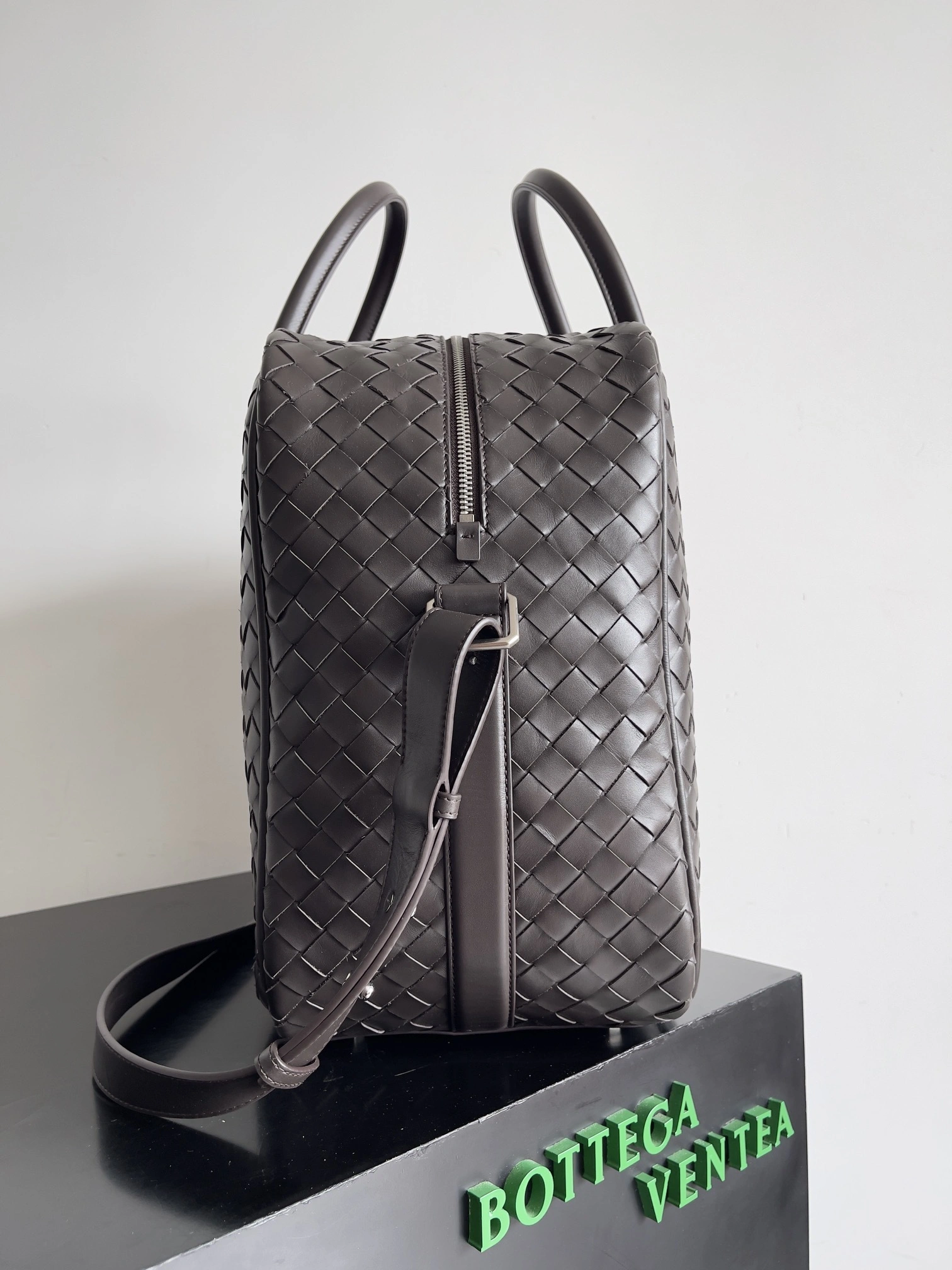Custombag-- V595t1 766372V2HL12145 counters quality cowhide item:E-B063A0812