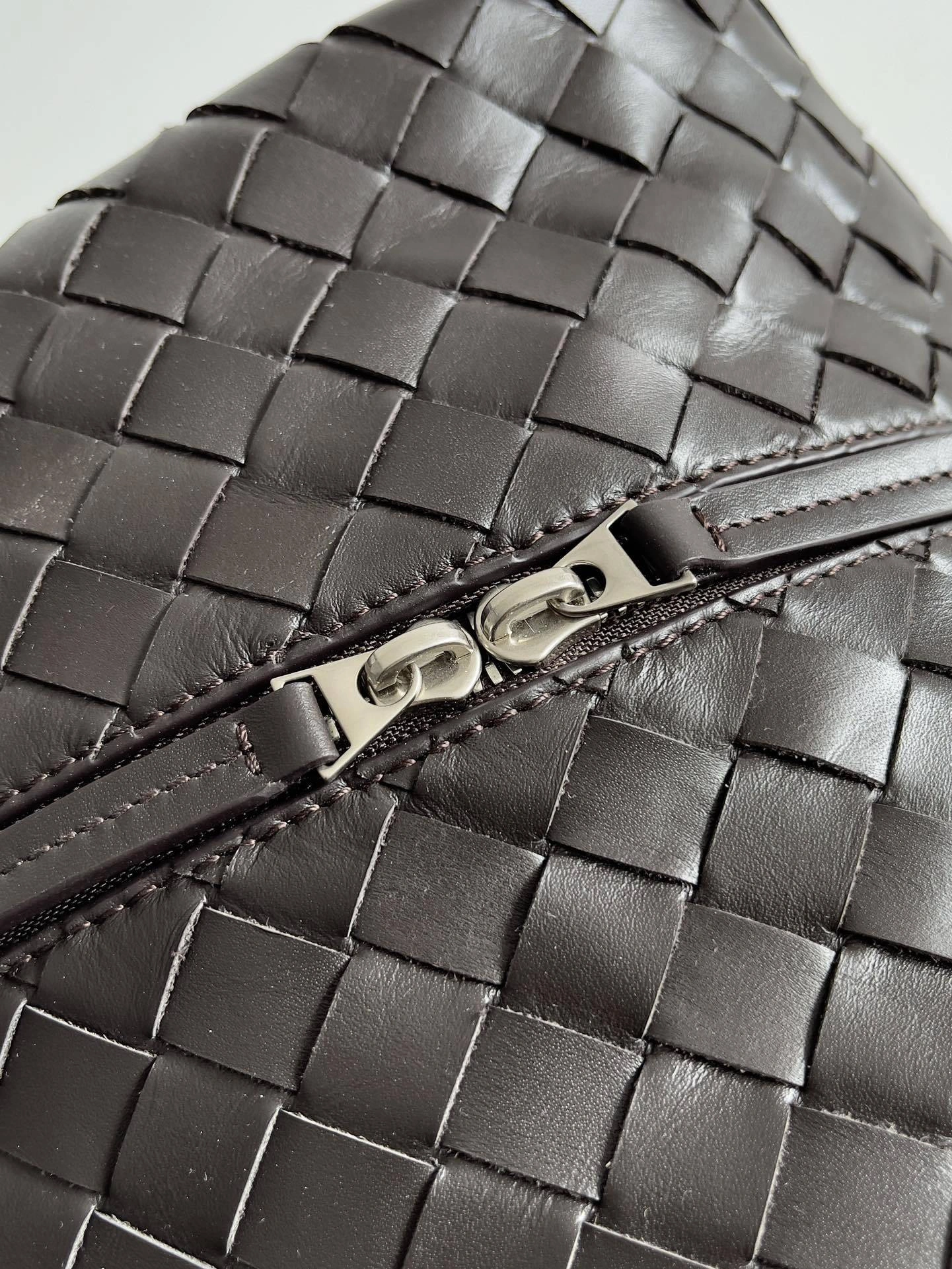 Custombag-- V595t1 766372V2HL12145 counters quality cowhide item:E-B063A0812