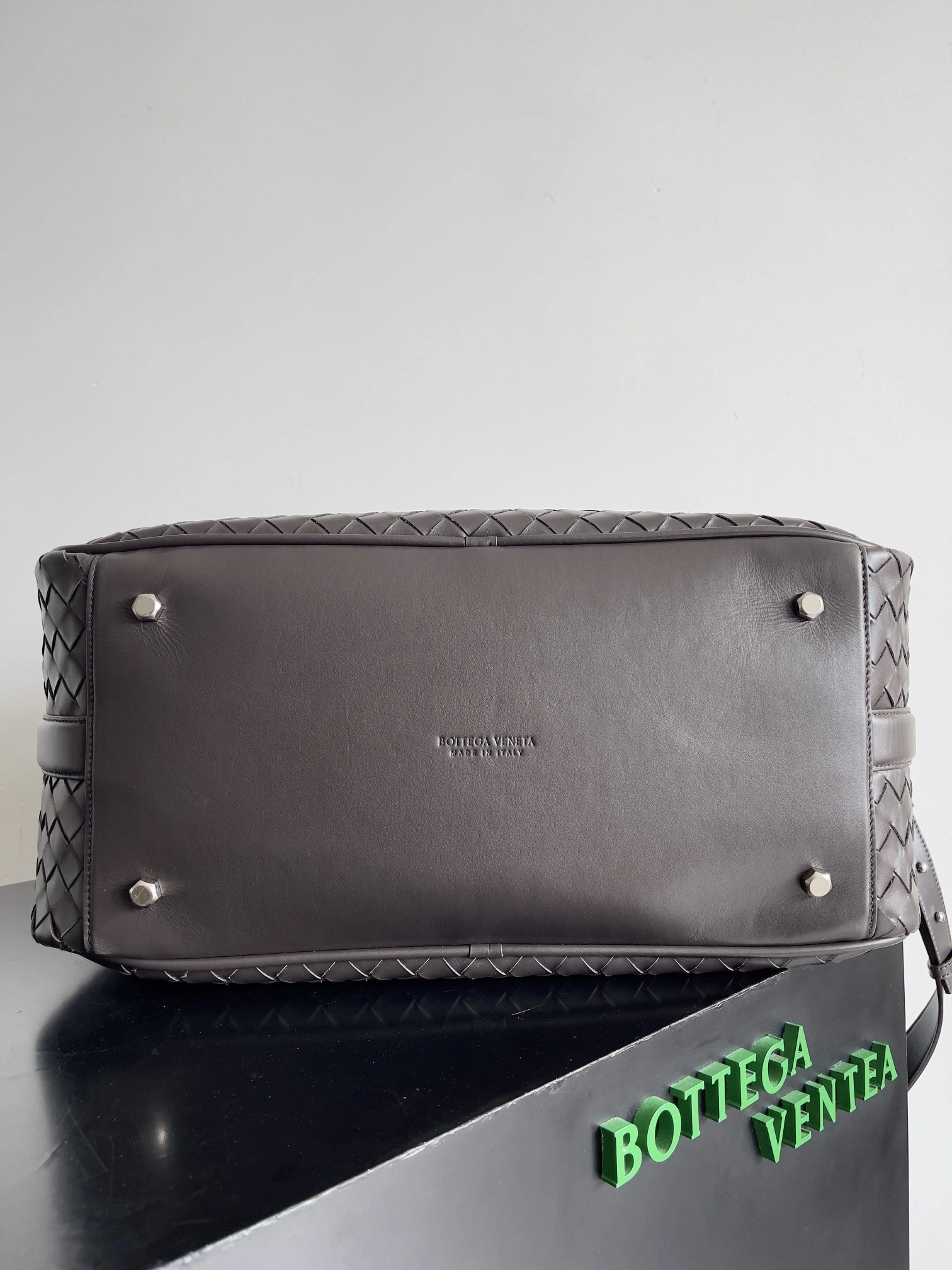 Custombag-- V595t1 766372V2HL12145 counters quality cowhide item:E-B063A0812