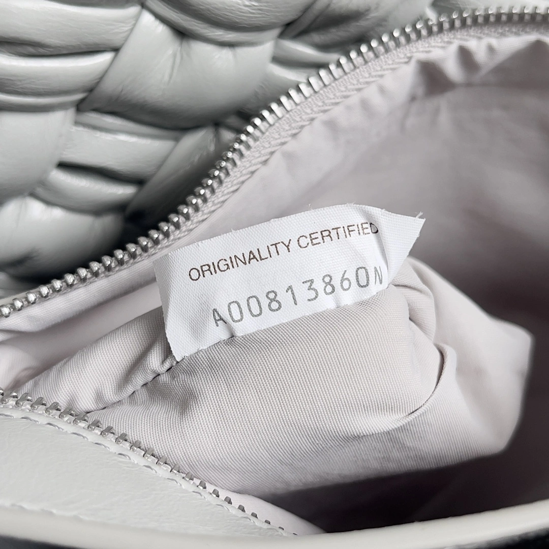 Custombag-- V595t1 776519V2BJ11555 counters quality Calfskin item:E-B100B2549