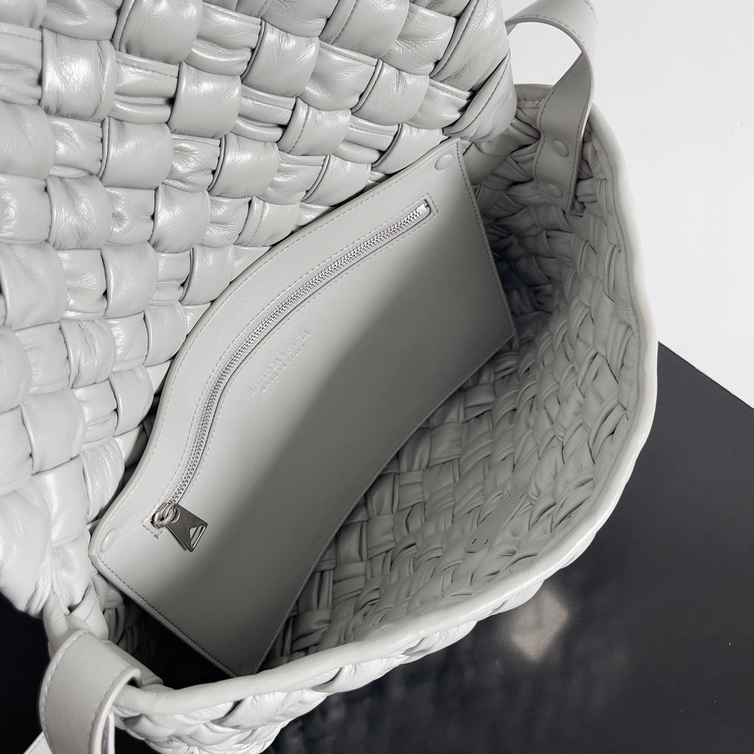 Custombag-- V595t1 776519V2BJ11555 counters quality Calfskin item:E-B100B2549