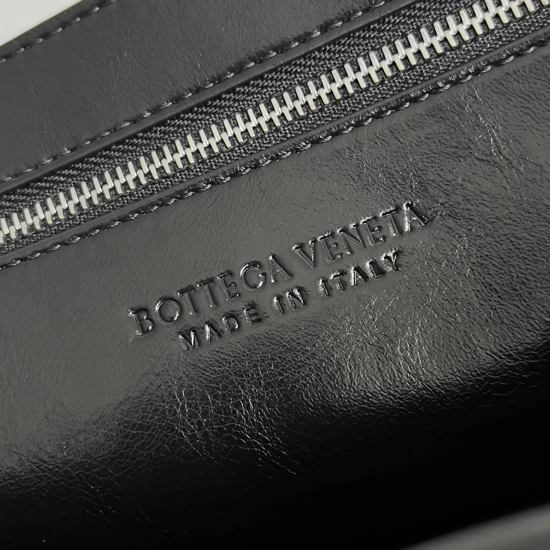 Custombag-- V595t1 776519V40T18803 counters quality Calfskin item:E-B100B2550
