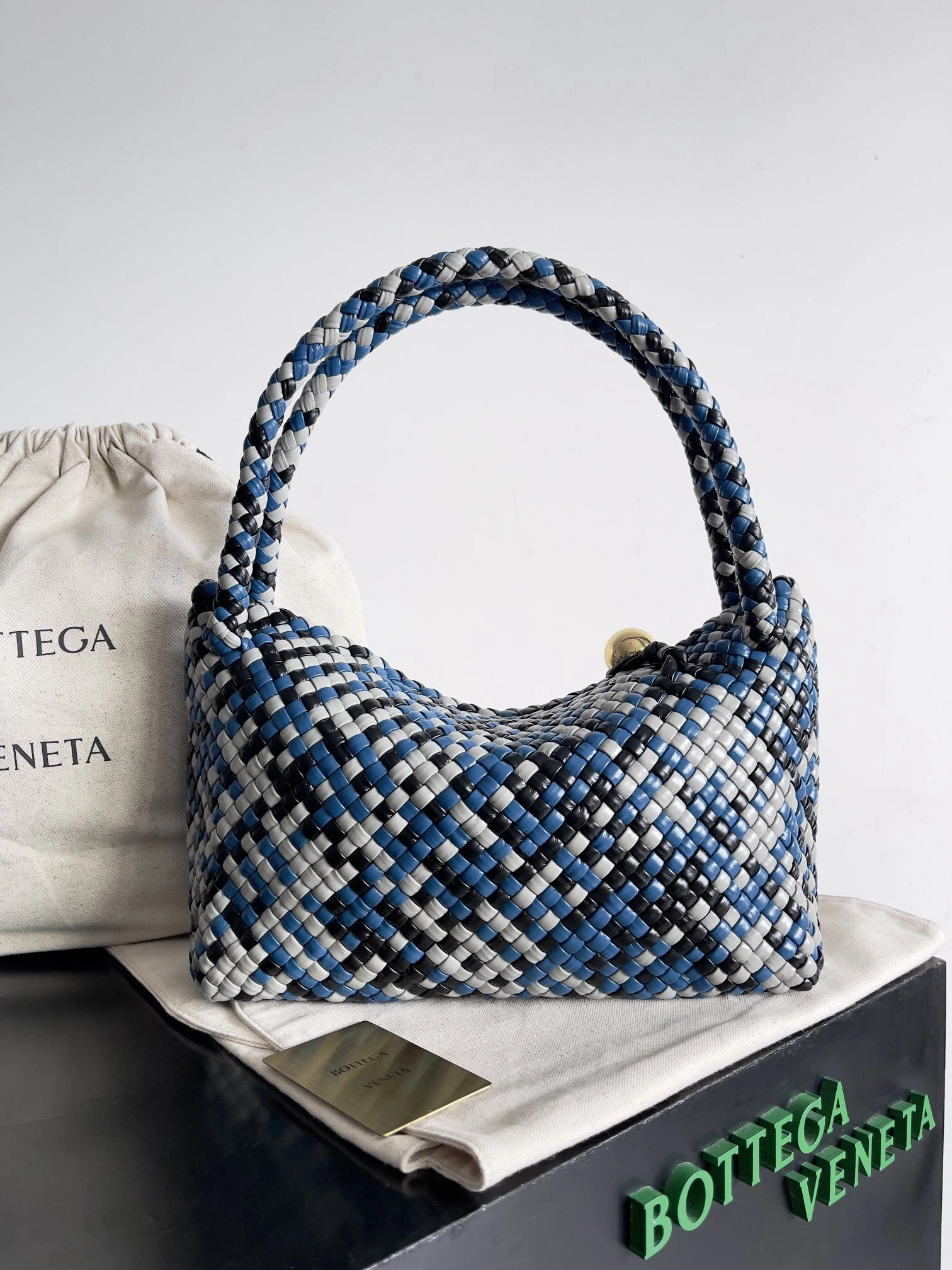 Custombag-- V595t1 777574V3SC08697 counters quality item:E-B100C0836