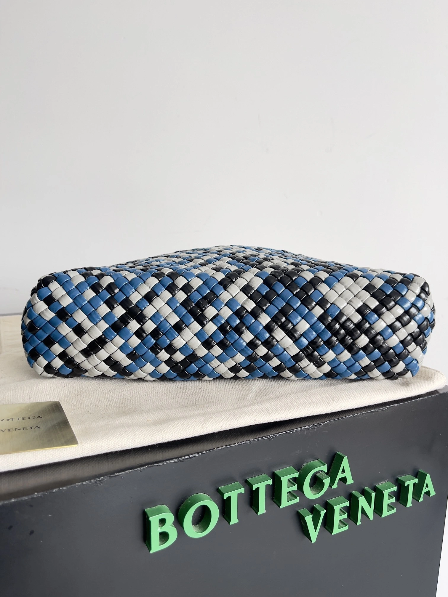 Custombag-- V595t1 777574V3SC08697 counters quality item:E-B100C0836