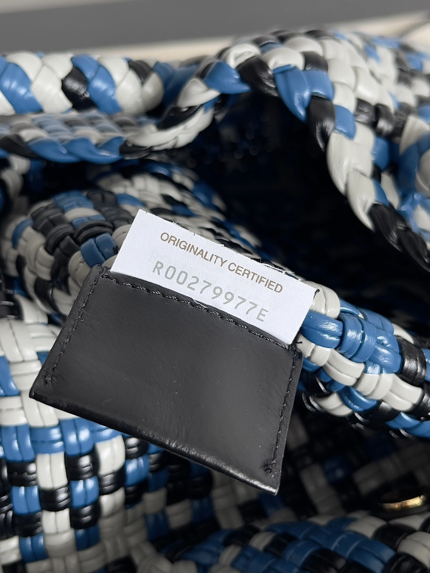 Custombag-- V595t1 777574V3SC08697 counters quality item:E-B100C0836