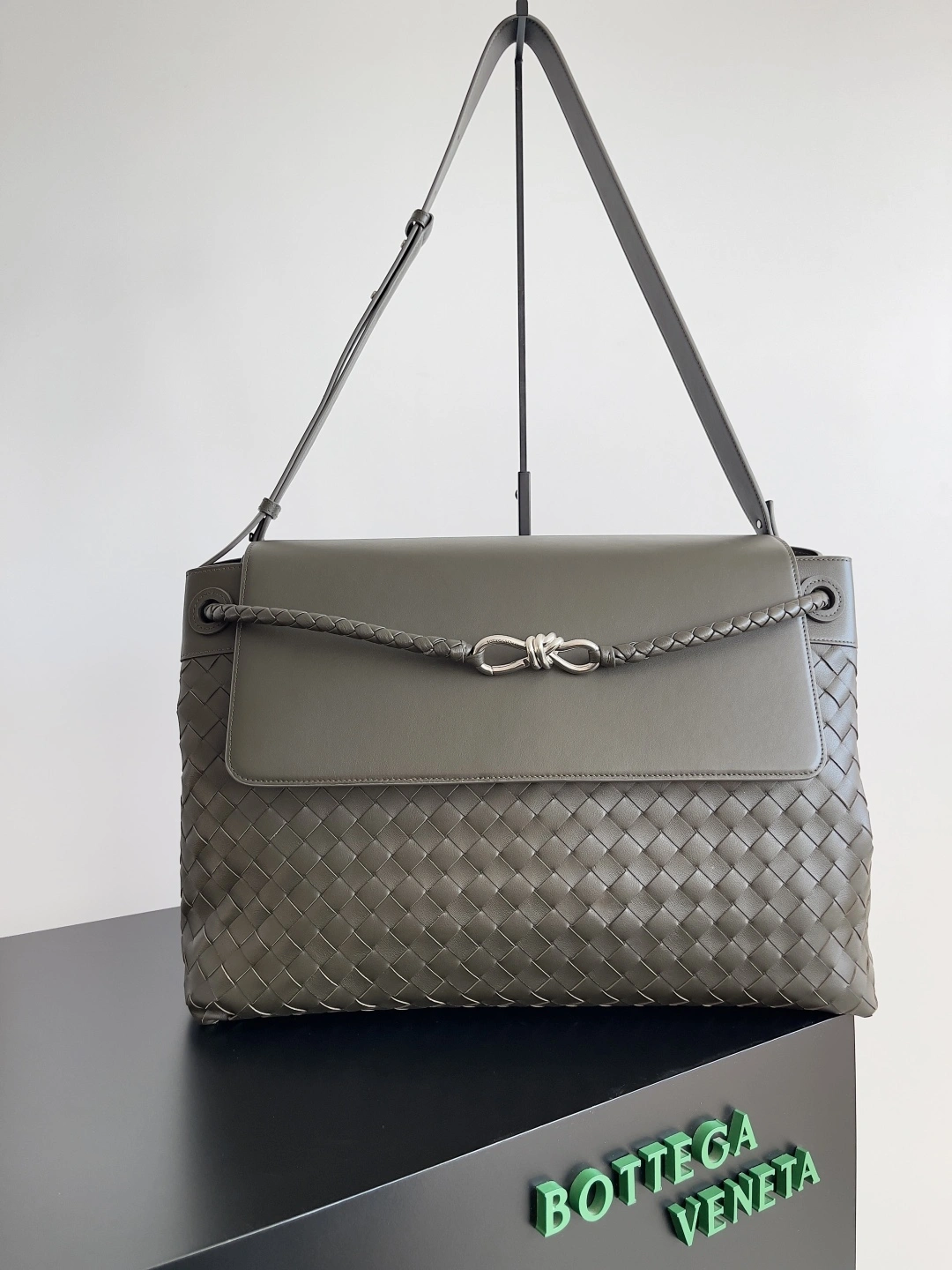 Custombag-- V595t1 805969V2HLD3388 counters quality Andiamo item:E-B100B2747